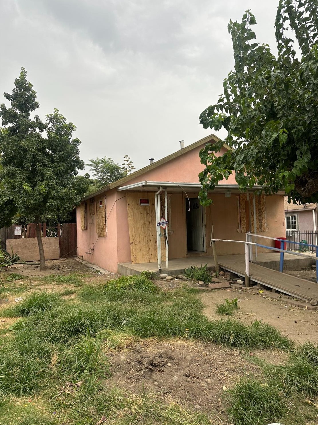 427 Empire Ave, Modesto, CA 95354