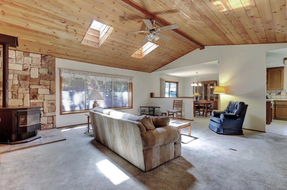 17995 Lake Forest, Lake Wildwood, CA 95946