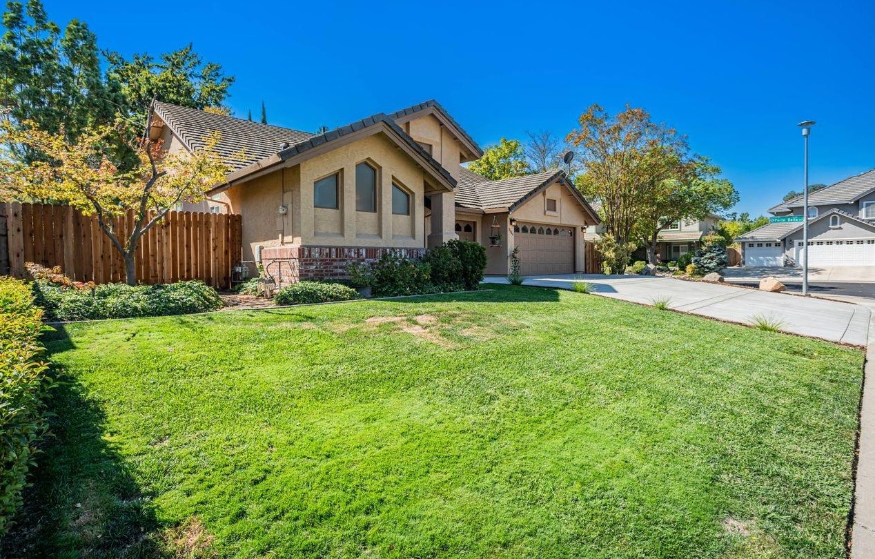 9166 Cupertino Dr, Elk Grove, CA 95624
