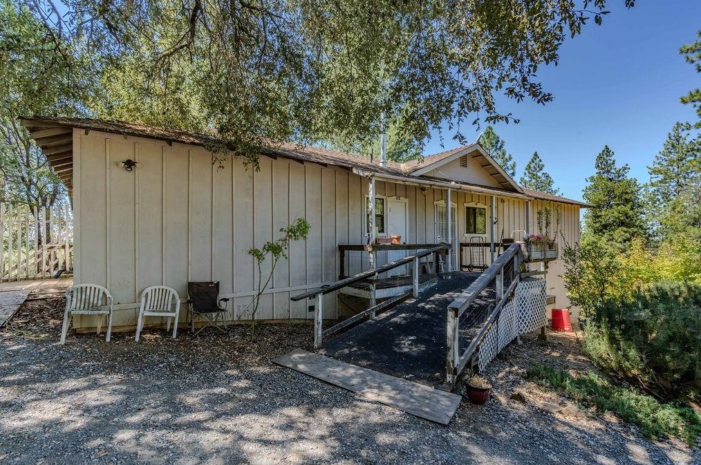 3700 Paul Rd, West Point, CA 95255