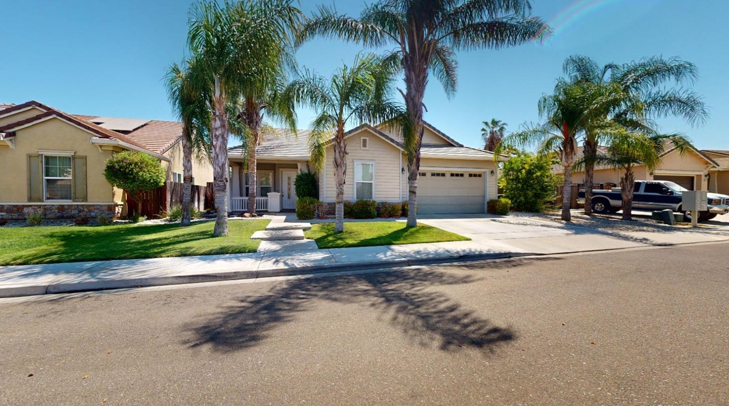 734 Bunting Ln, Newman, CA 95360