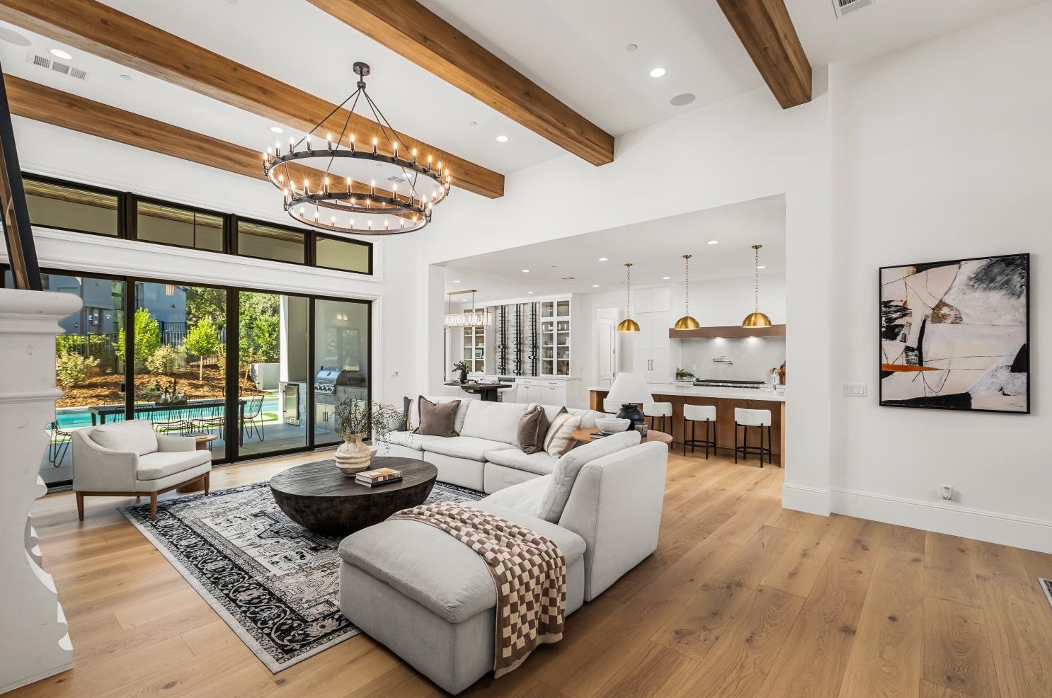 4005 Raphael Dr, Folsom, CA 95762