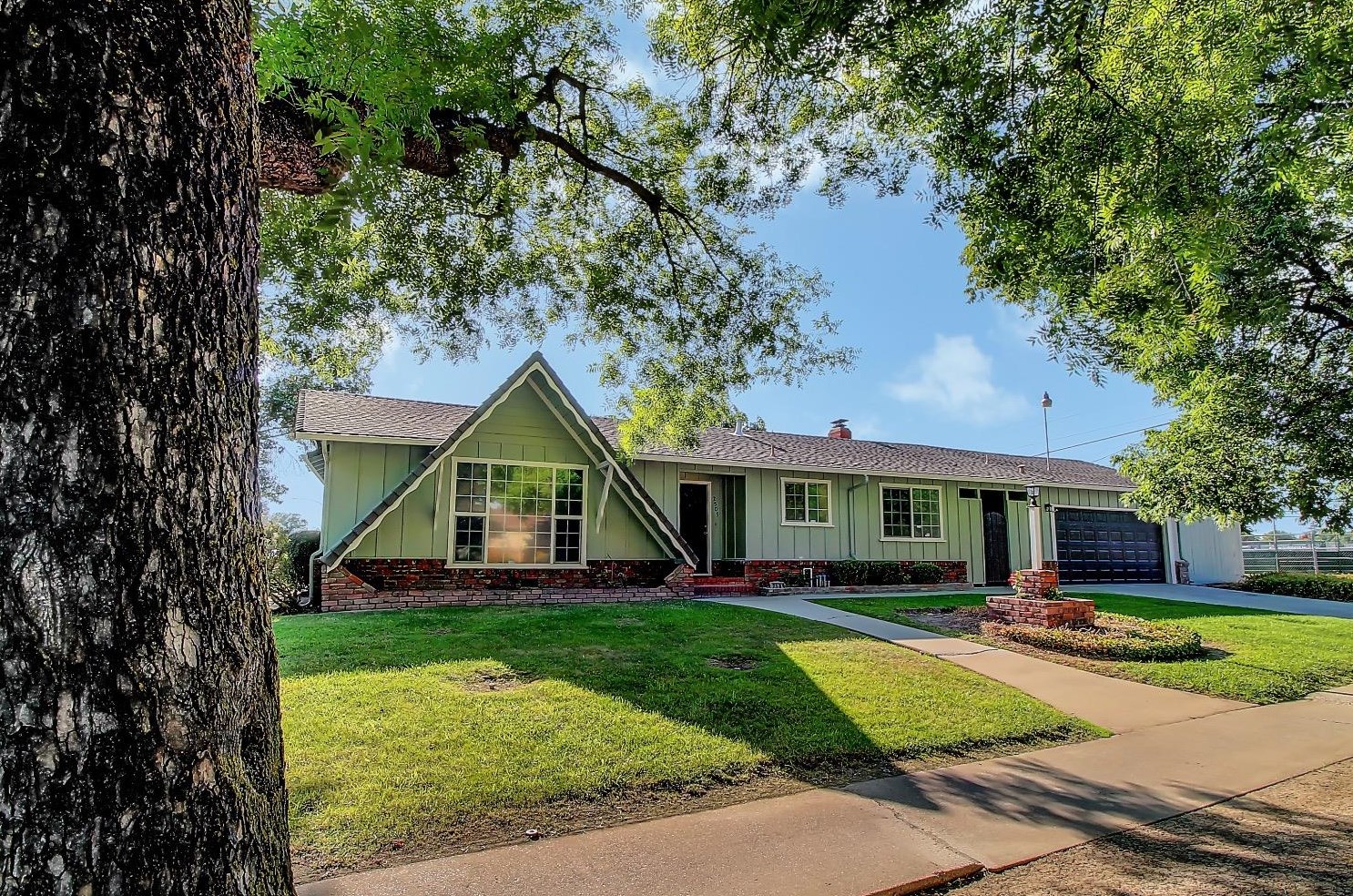 2509 College Ave, Modesto, CA 95350