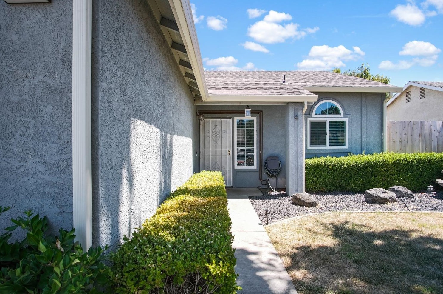 516 Blue Canyon Dr, Modesto, CA 95354