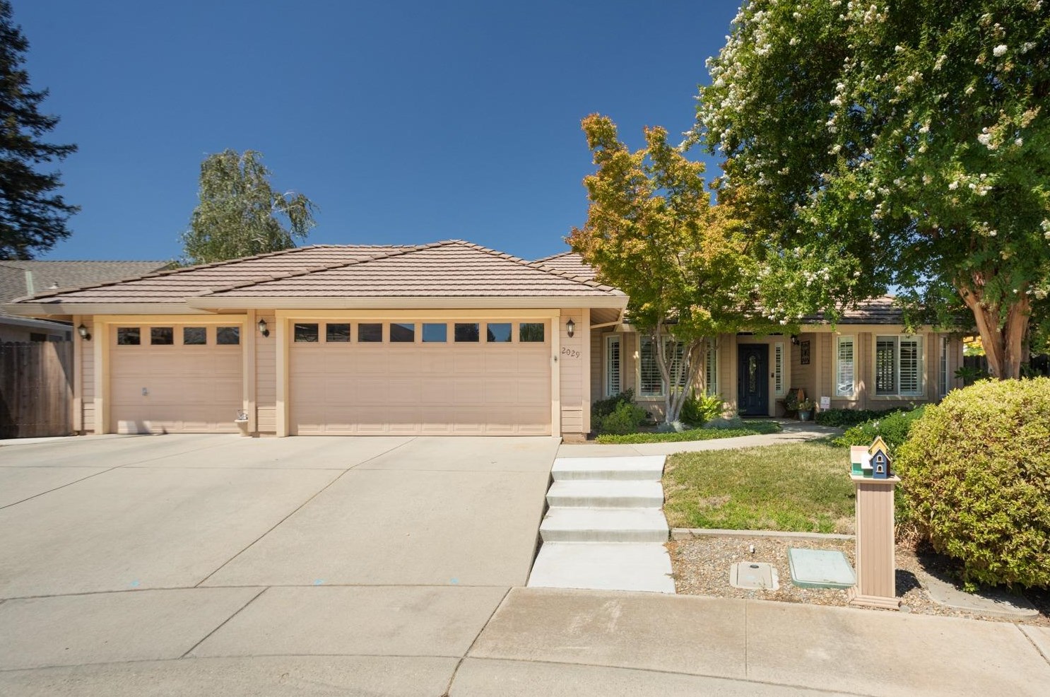 2029 Mann Dr, Yuba City, CA 95993