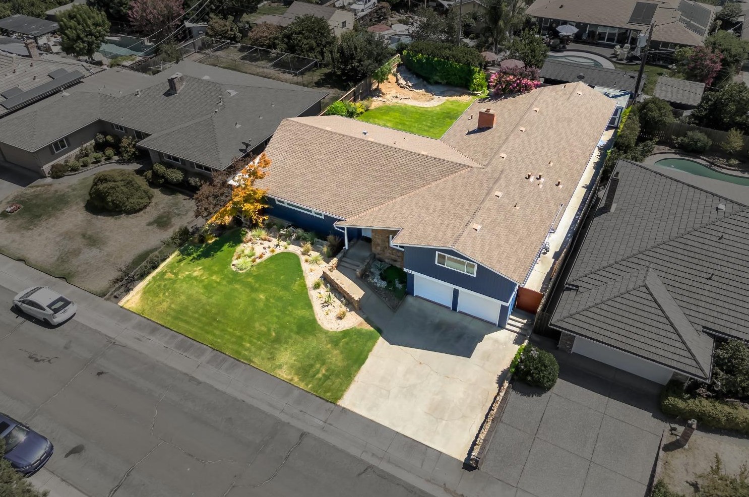 1224 41st Ave, Sacramento CA  95822-2943 exterior