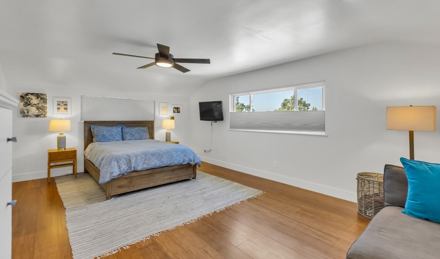 1224 41st Ave, Sacramento CA  95822-2943 exterior