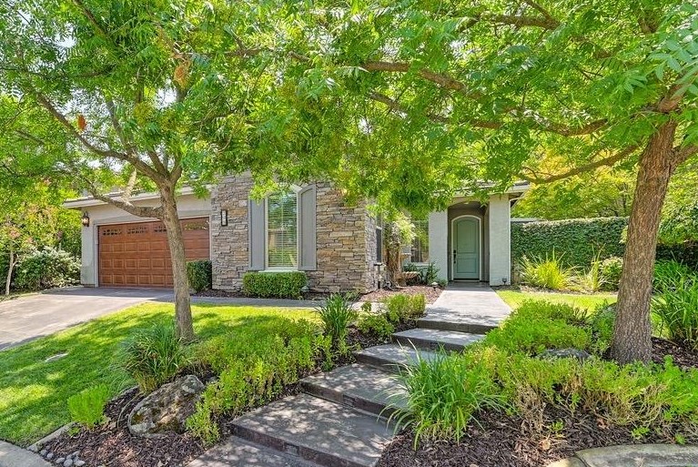 299 Katarina Ln, Folsom, CA 95630