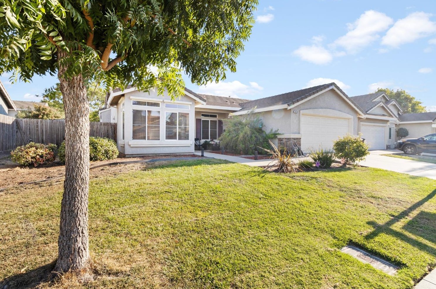 2918 Tulare St, Livingston, CA 95334