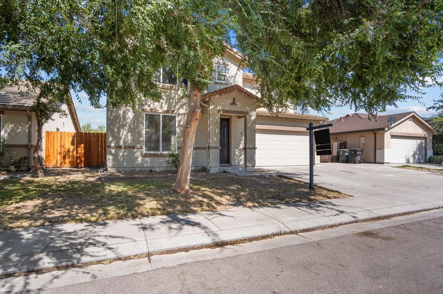 2100 St Peters St, Modesto, CA 95355