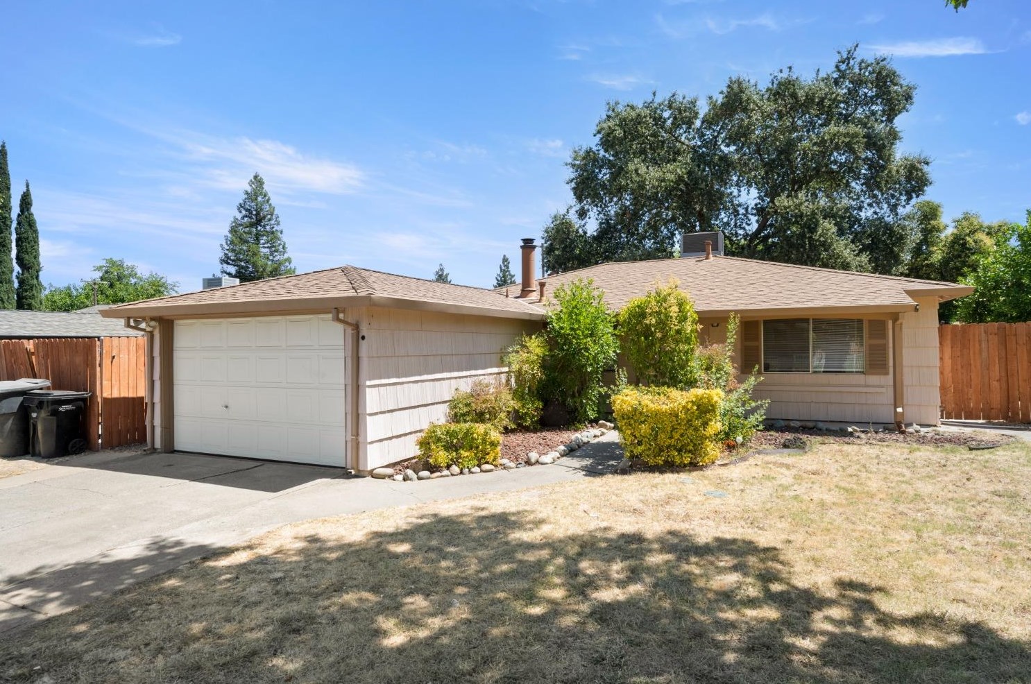 6178 Orsi Cir, Carmichael, CA 95608