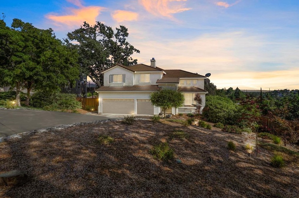3432 Smokey Mountain Cir, Folsom, CA 95762