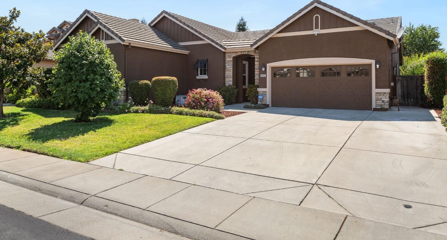 9940 Yellowfin Way, Elk Grove, CA 95757