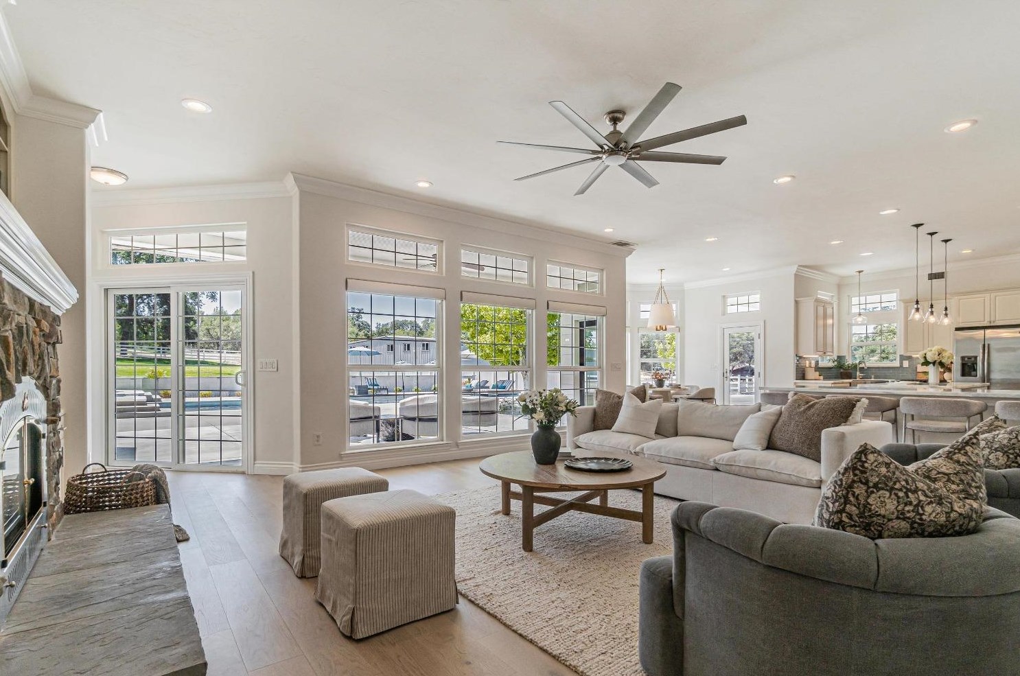 6446 Melody Ln, Newcastle, CA 95658