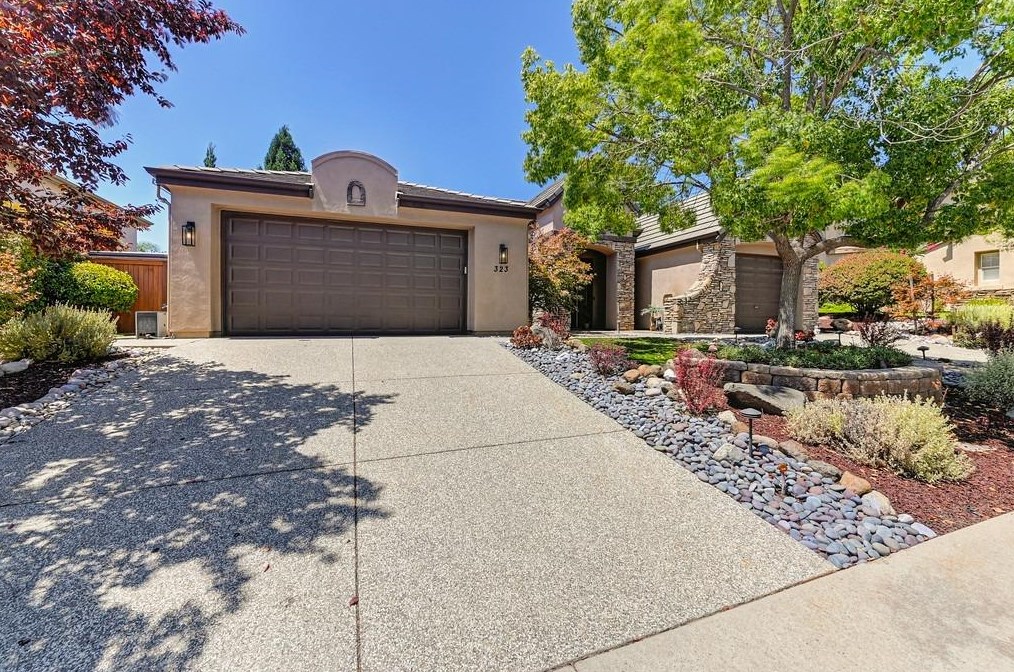 323 Sprig Cir, Folsom, CA 95630