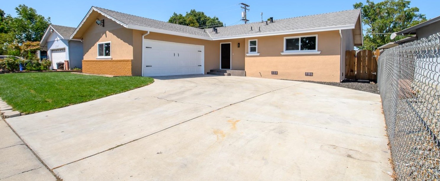 2013 Wildwood Dr, Modesto, CA 95350