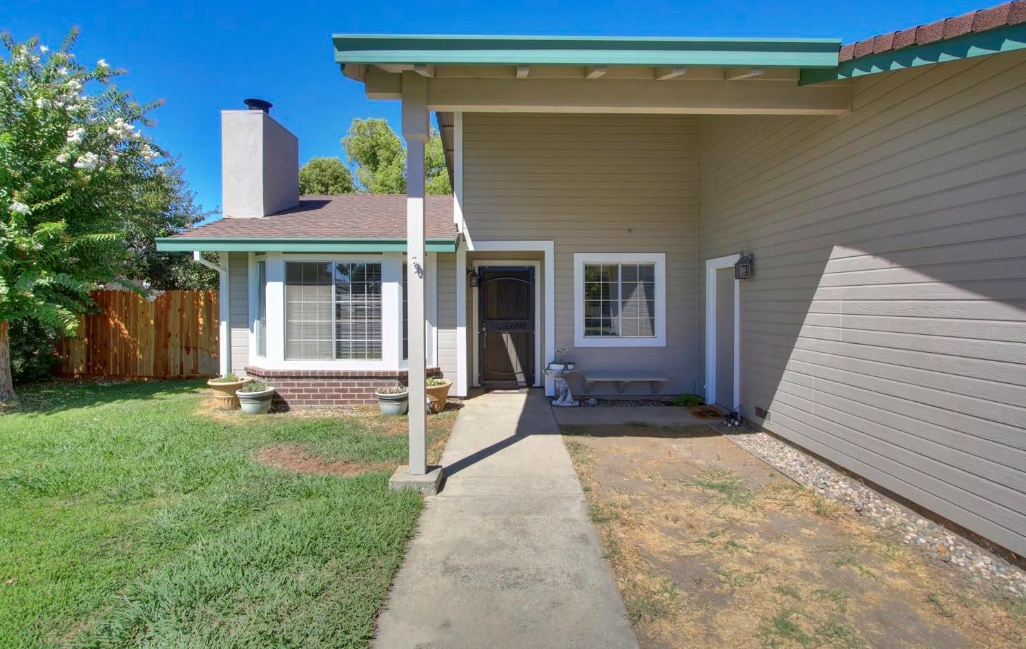 1449 Hickory St, Roseville, CA 95678-2096