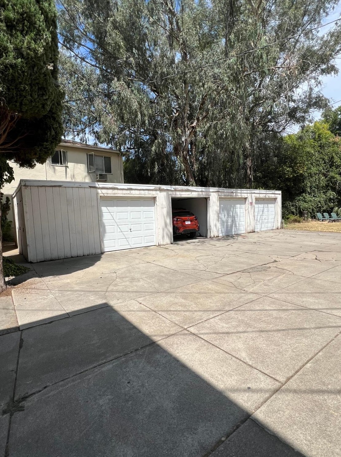 3405 I St, Sacramento, CA 95816-4541