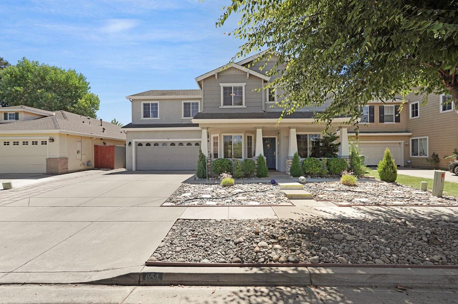 654 Summerton Ln, Turlock, CA 95382