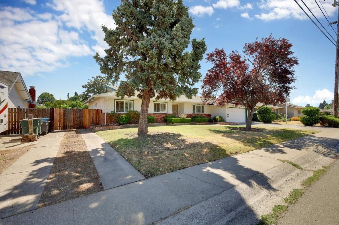 1460 Jones Rd, Yuba City, CA 95991