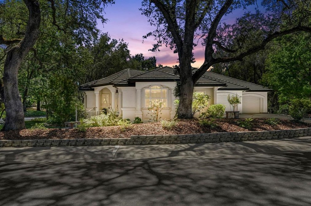 101 Flint Rock Ct, Folsom, CA 95630