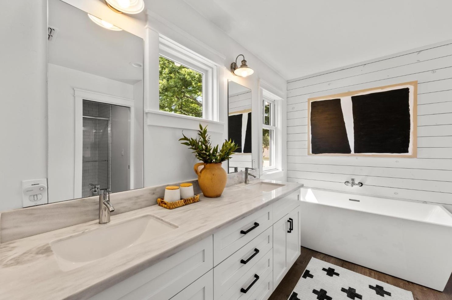 2340 Castro Way, Sacramento CA  95818-3234 exterior