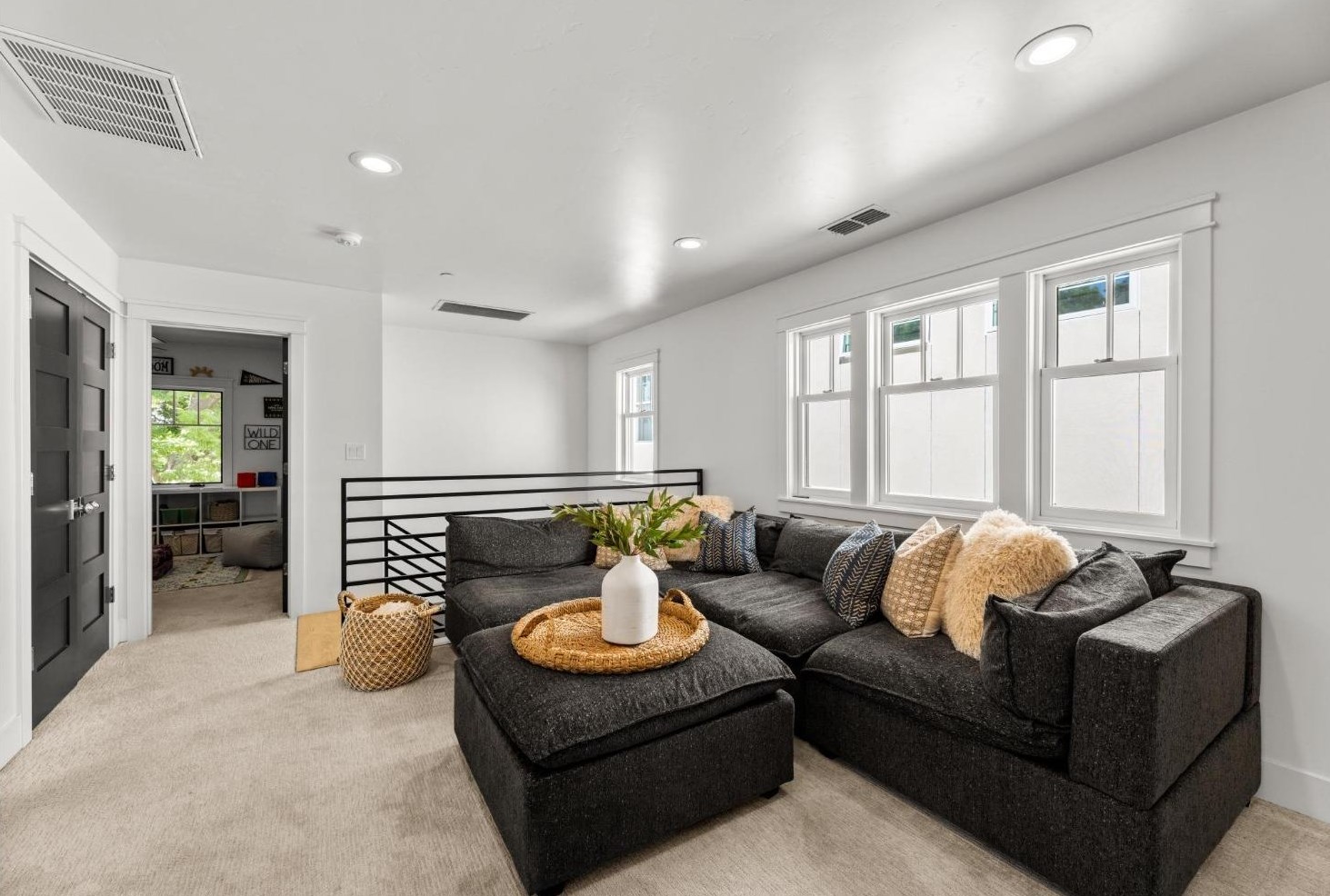 2340 Castro Way, Sacramento CA  95818-3234 exterior
