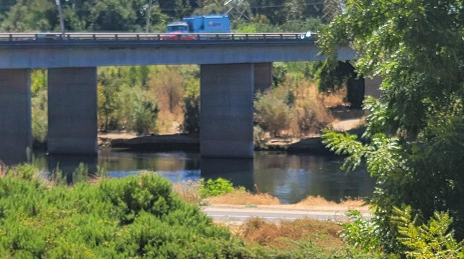1581 University Ave, Sacramento CA  95825-6863 exterior