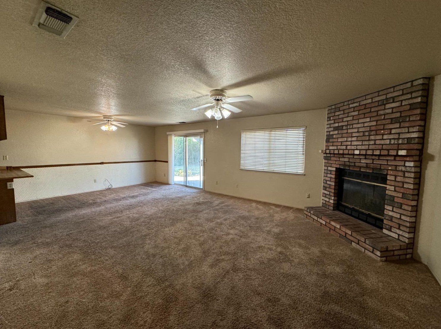 916 Valley Wind Way, Modesto, CA 95351