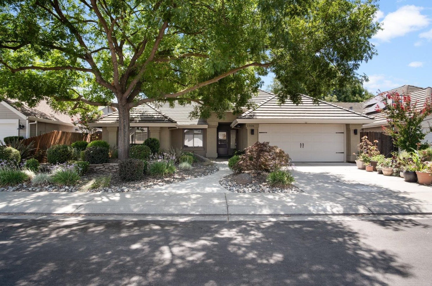 2336 Heritage Manor Dr, Riverbank, CA 95367