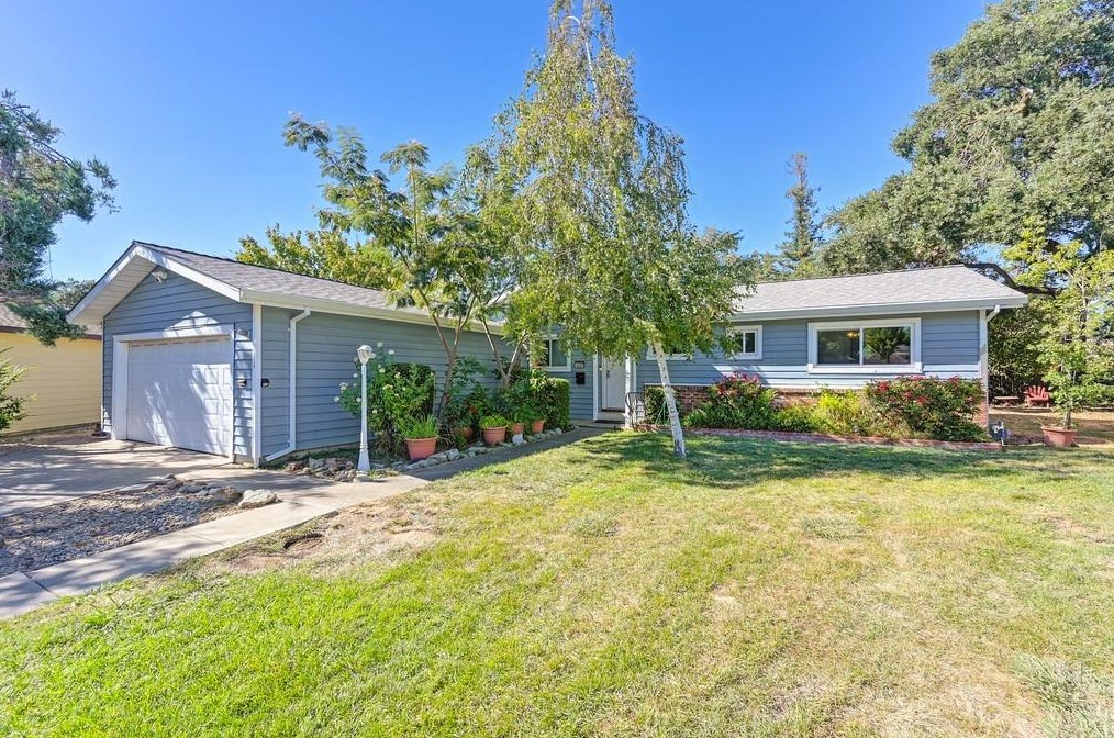 6329 New Salem Ct, Carmichael, CA 95608