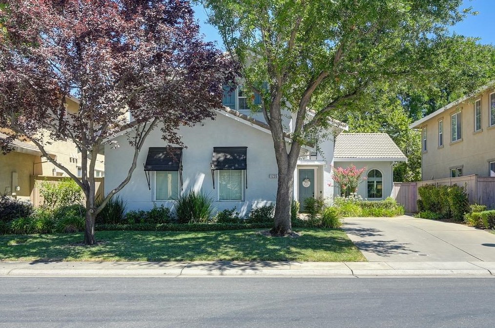 1235 Darling Way, Folsom, CA 95630