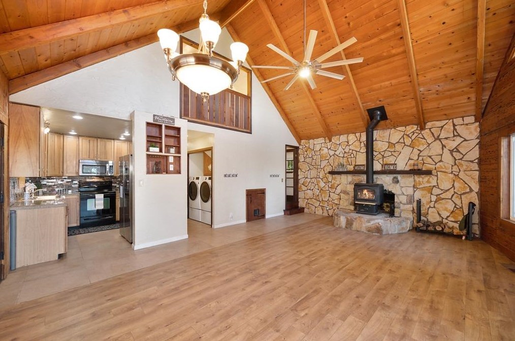7013 Pioneer Dr, Grizzly Flats, CA 95636