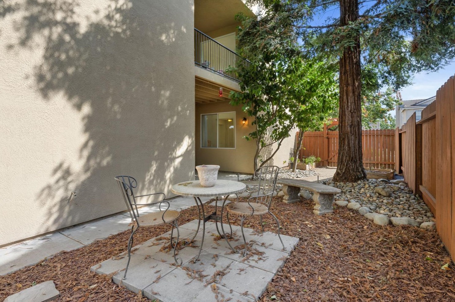9479 Misty River Way, Elk Grove, CA 95624