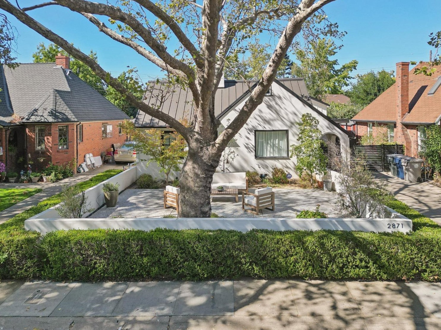 2871 3rd Ave, Sacramento CA  95818-2707 exterior
