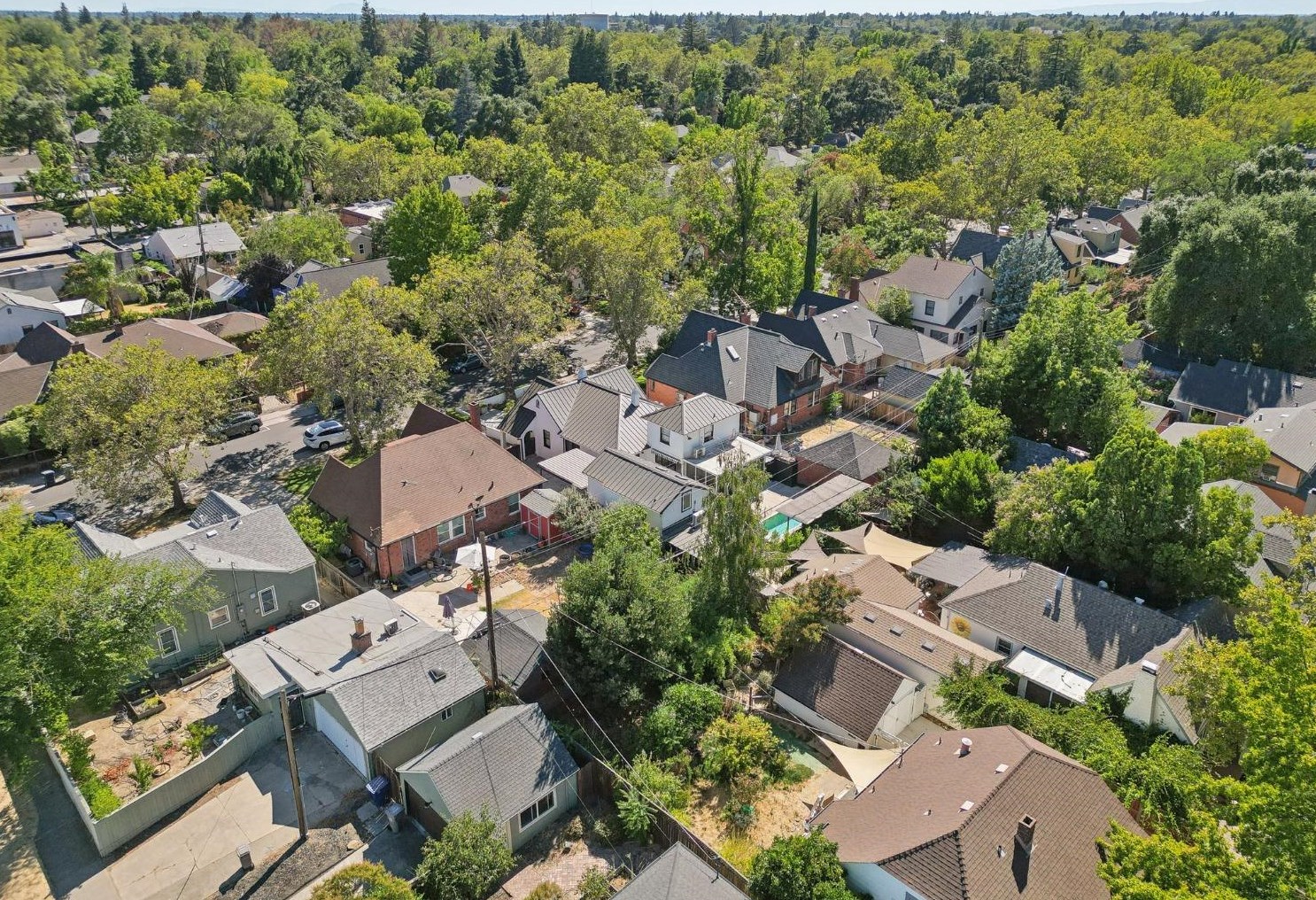 2871 3rd Ave, Sacramento CA  95818-2707 exterior