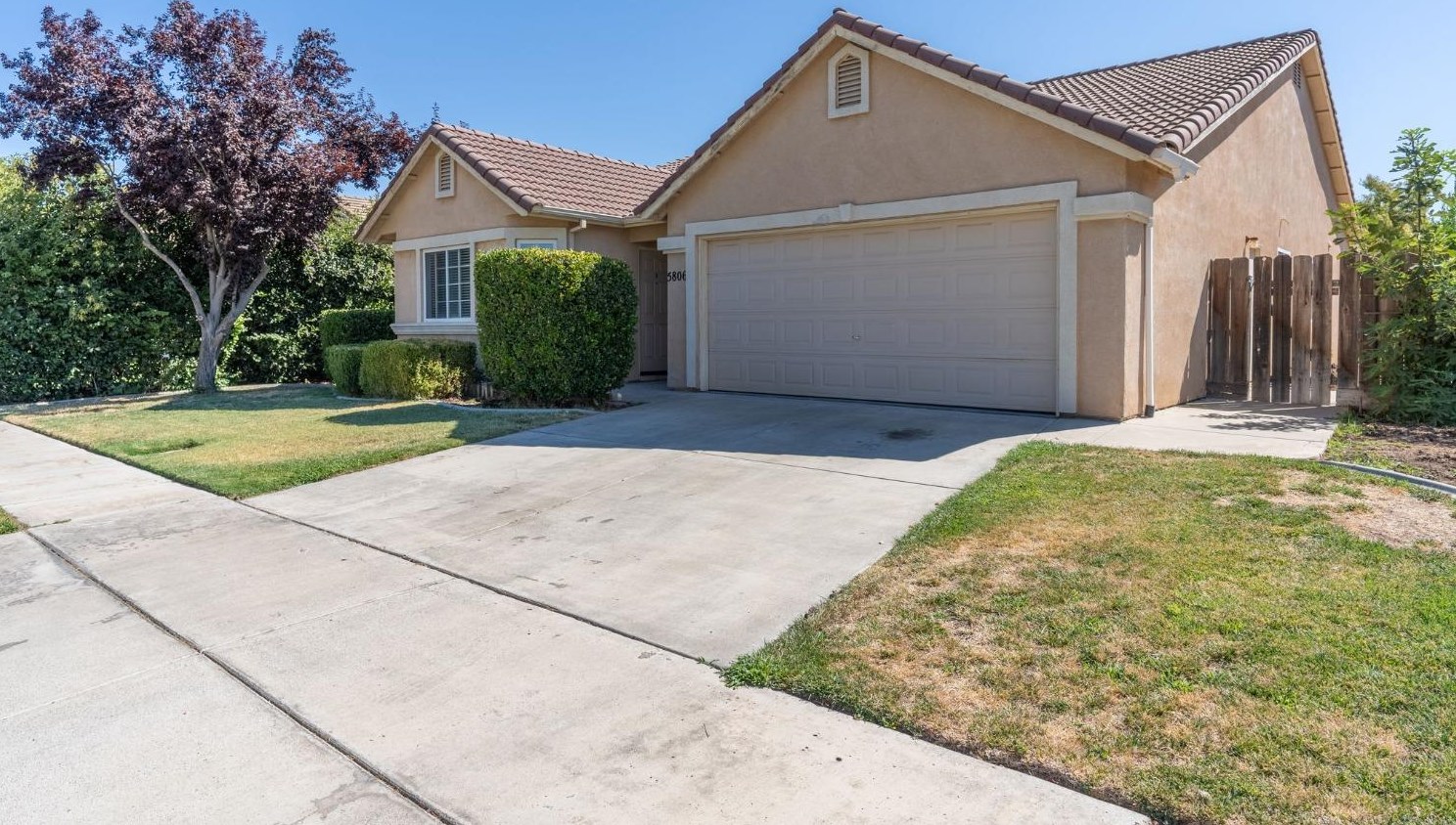 5806 Webb St, Riverbank, CA 95367