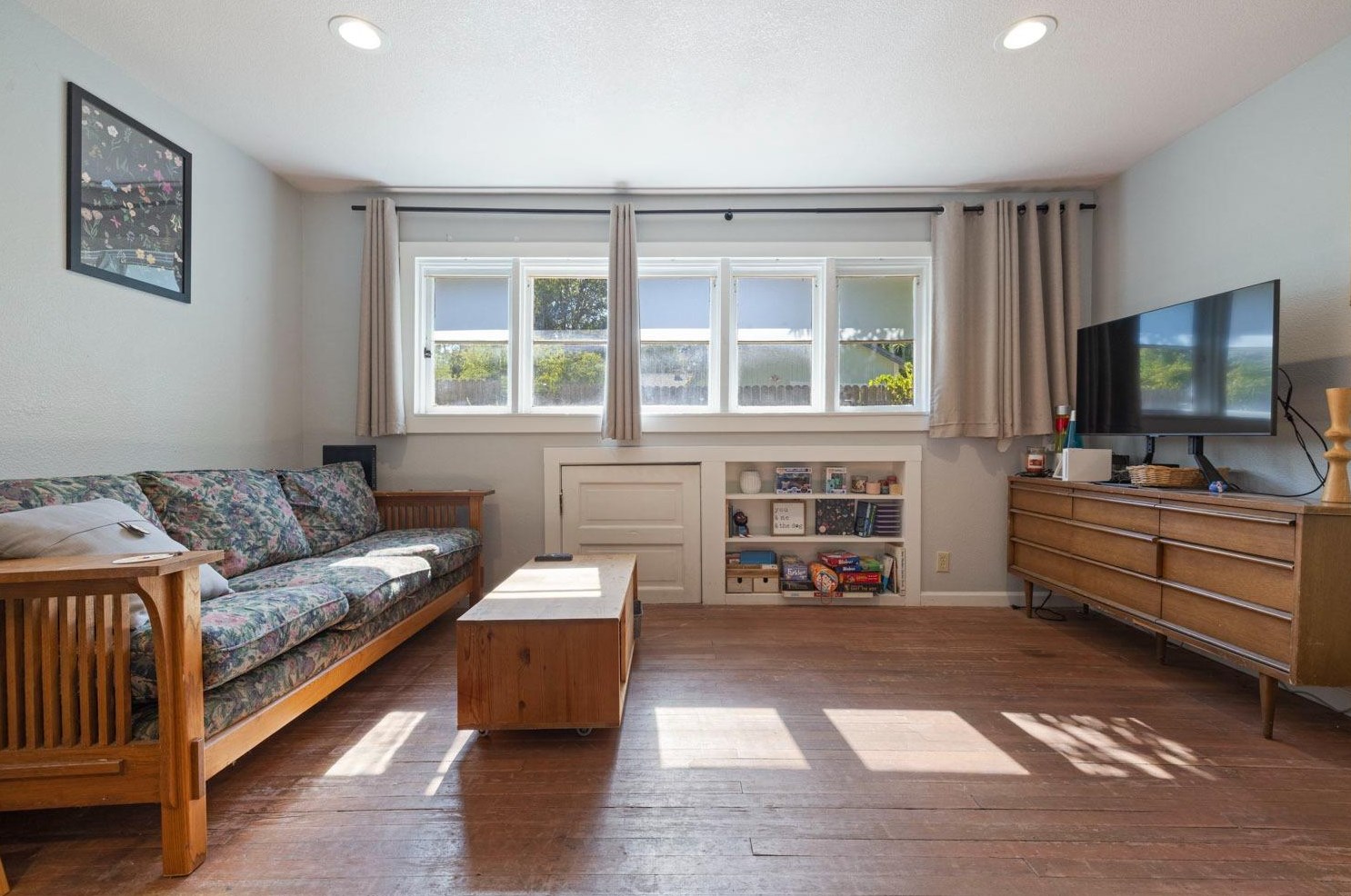 621 D St, Davis CA 95616-3714 exterior