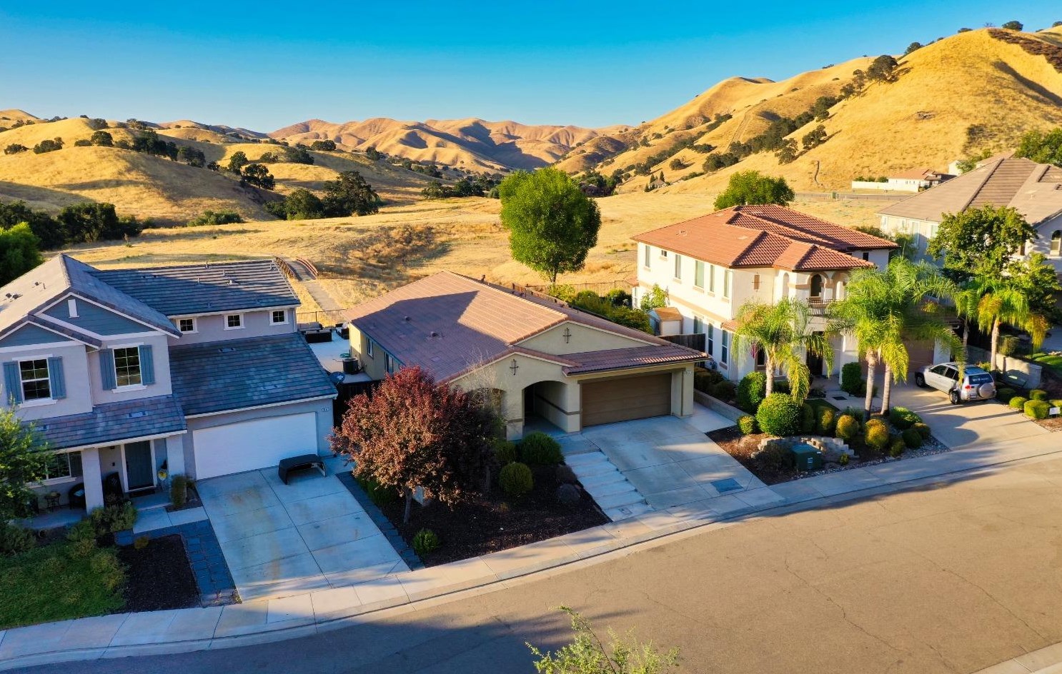 20737 Fairway Dr, Grayson, CA 95363