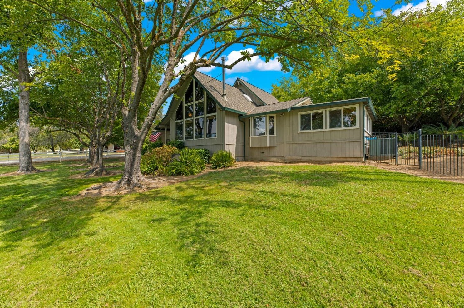 1475 Stoney Wood Way, Penryn, CA 95663