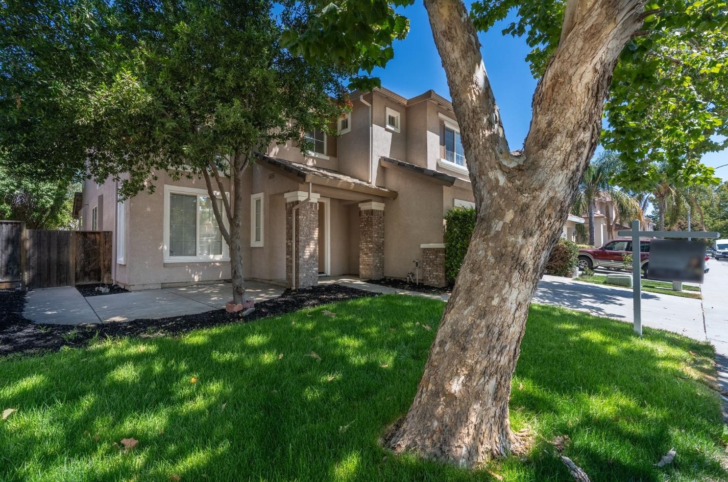 1853 Lloyd C Gary Dr, Tracy, CA 95376