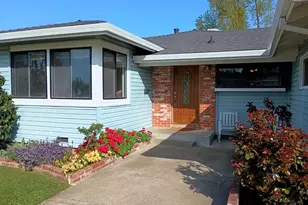 8401 Grinnel Way, Sacramento, CA 95826 - Photo 1