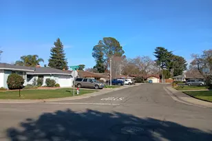 8401 Grinnel Way, Sacramento, CA 95826 - Photo 40