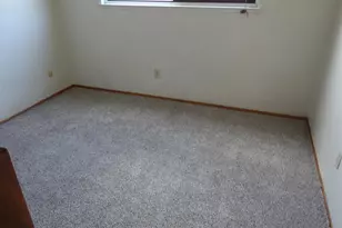 8401 Grinnel Way, Sacramento, CA 95826 - Photo 28