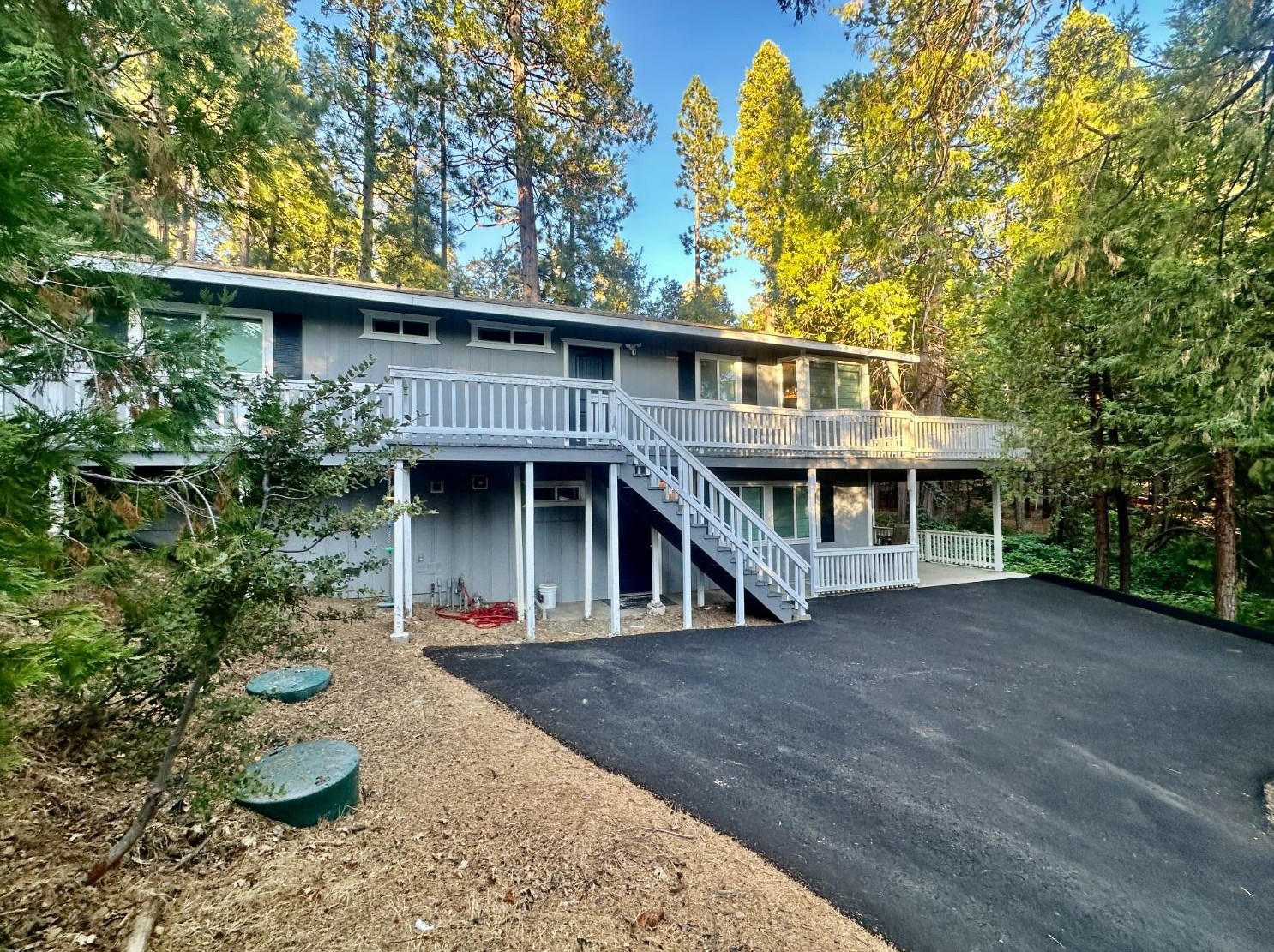 19091 Middle Camp Sugar Pine Rd, Twain Harte, CA 95383