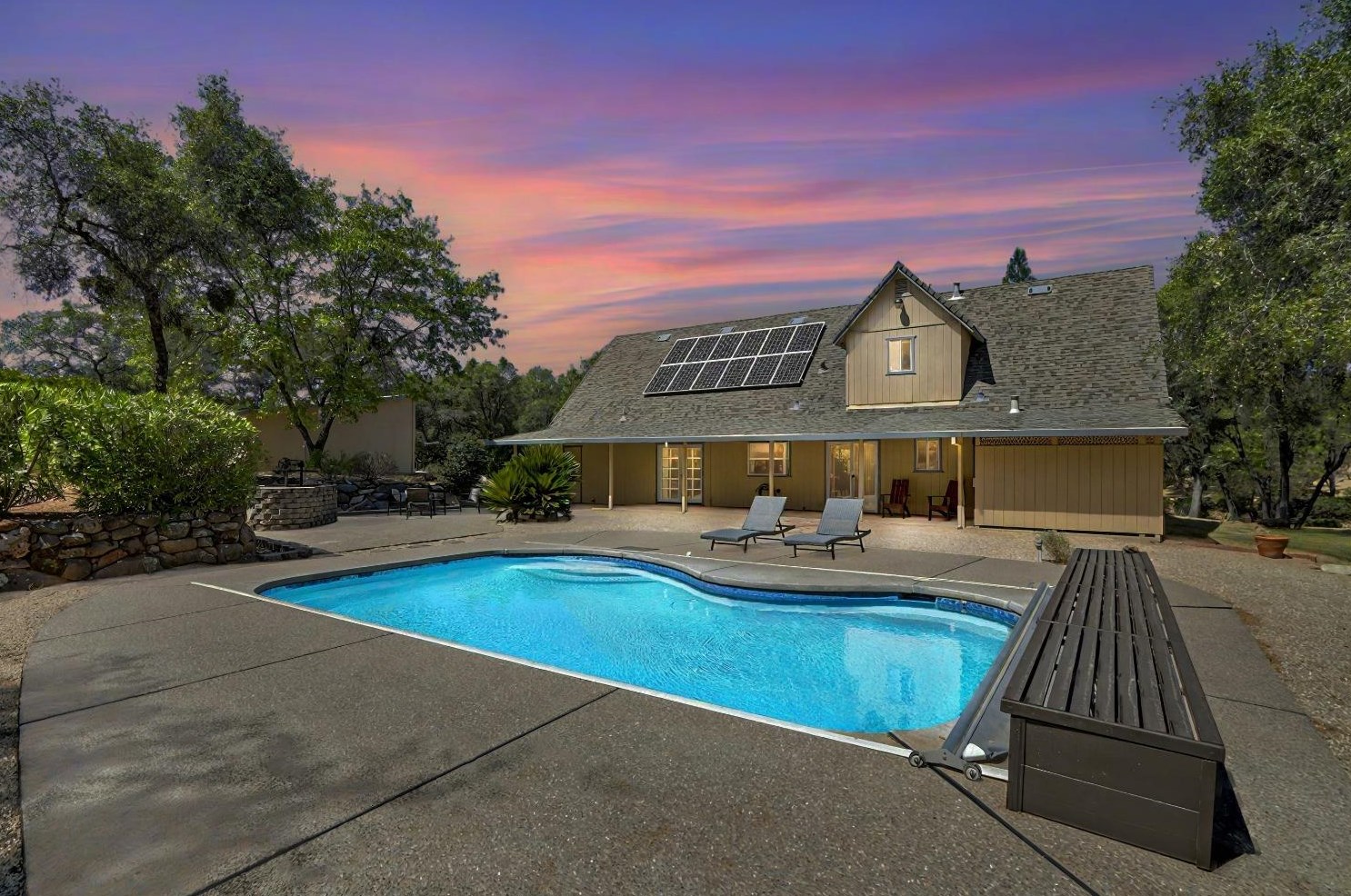 3730 Homestead Rd, Rescue, CA 95672