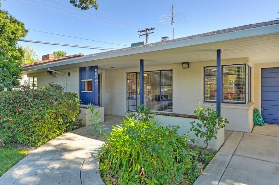 5523 State Ave, Sacramento, CA 95819-1827
