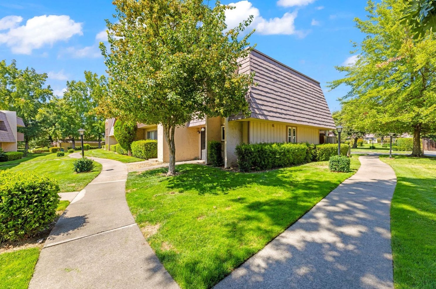 6145 Via Casitas, Carmichael, CA 95608-0223