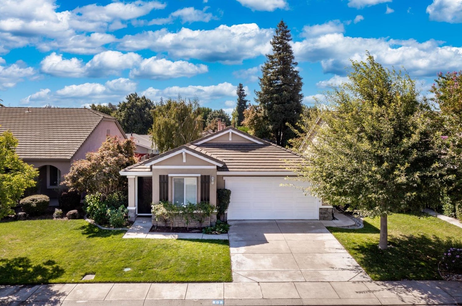 808 Aspirations Ct, Modesto, CA 95356
