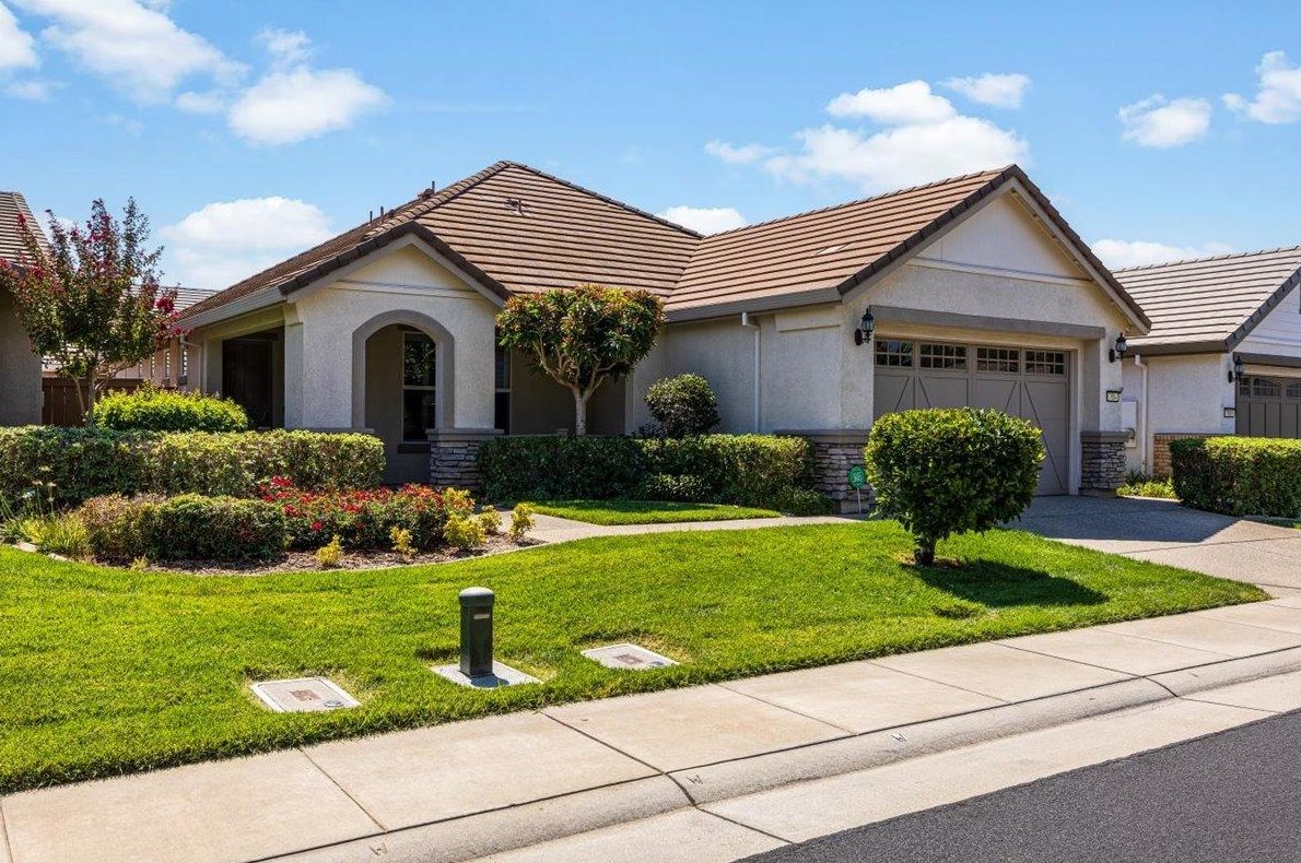 7804 Barnsley, Elk Grove, CA 95757
